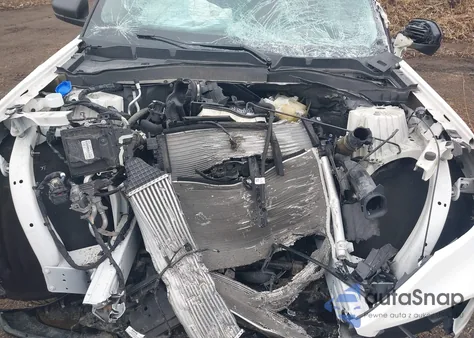 2022 Ford Explorer Xlt z USA, uszkodzony, nr VIN 1FMSK8DH3NGC04304